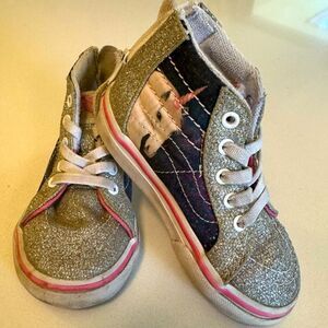 Vans toddler 6, high top unicorn glitter sneakers, zip back